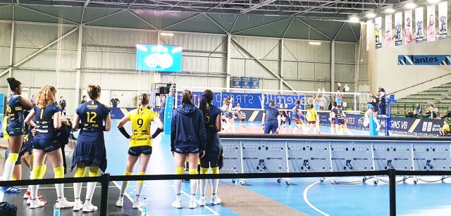 Le Volley-Ball Nantes renouvelle son soutien au Bleuet de France (Crédit photo : Rémi Lasserre)