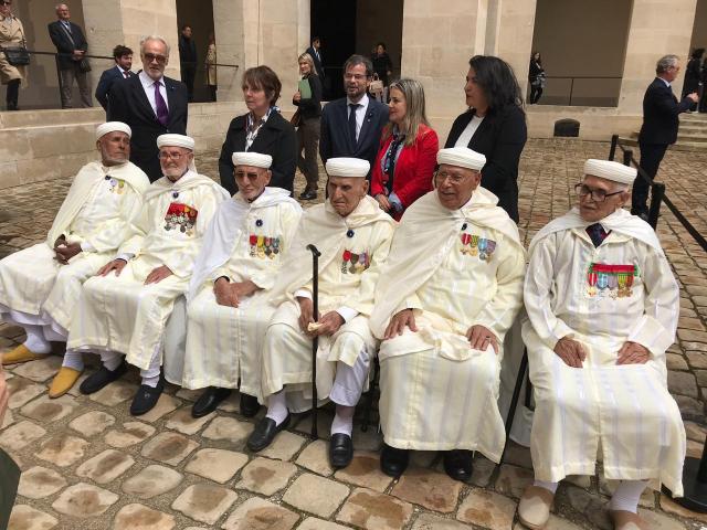Les Anciens Combattants, Mme ANTOINE, M. CHARLET et la délégation de l'ONACVG du Maroc