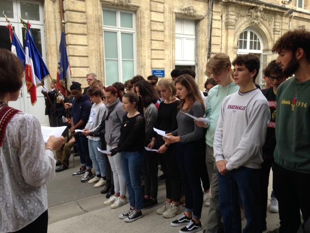 Lectures par une classe de seconde du Lycée de Bordeaux-Montaigne. 