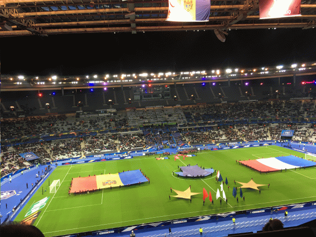 Les jeunes d'Epinay ont ainsi pu supporter l'équipe de France en ce 14 novembre