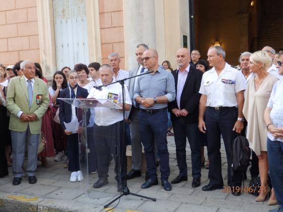 Discours devant la mairie d'Ajaccio